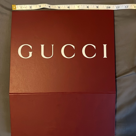 Brand new Gucci burgundy/maroon gift box never used from Italy - Picture 9 of 11